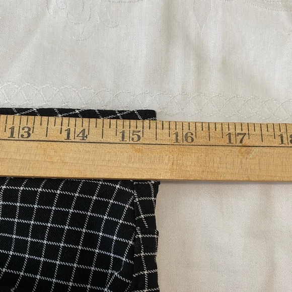 Ricki's Women's Black Checker Dress Pants Size‎ Medium - Picture 8 of 11